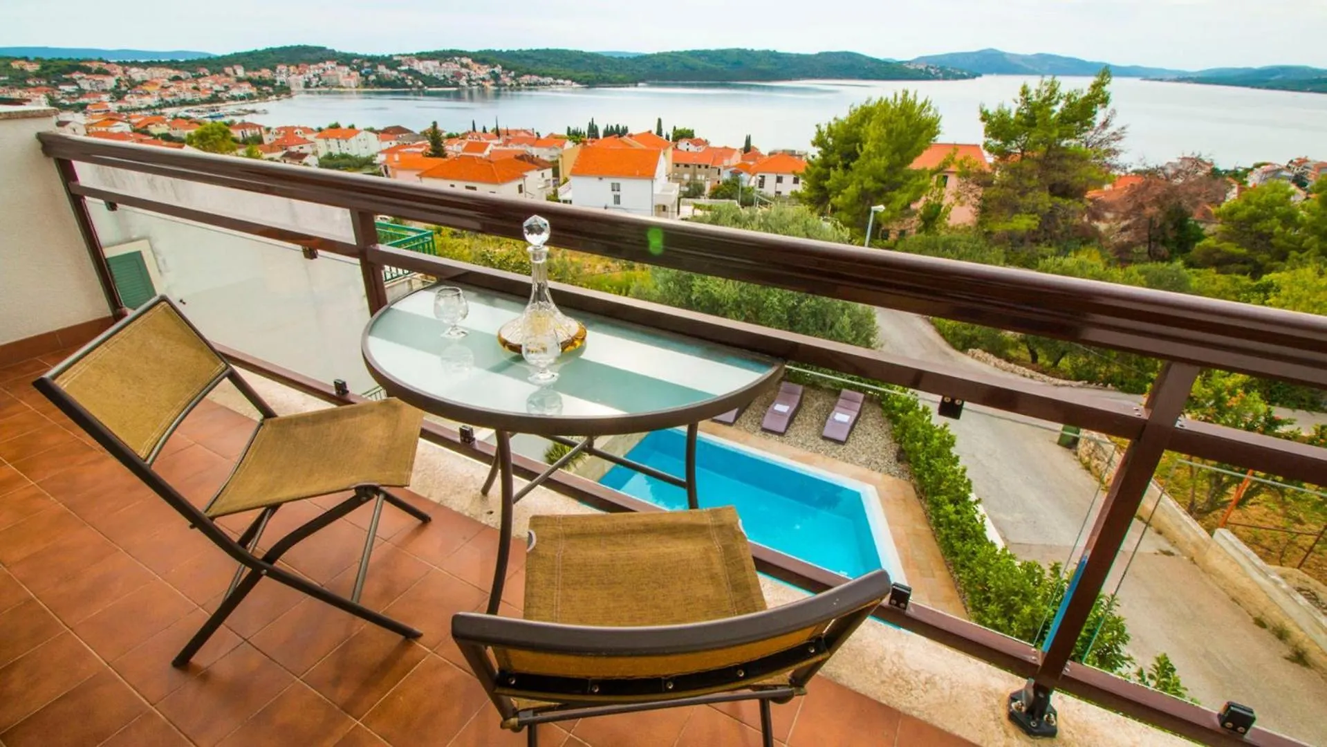 Apartments Nia With Pool Trogir 0*,