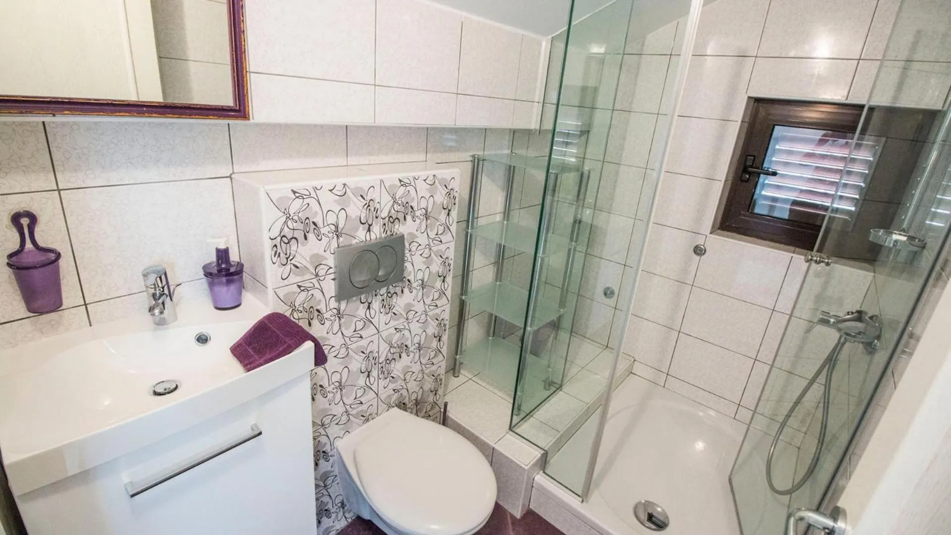 Apartments Nia With Pool Trogir