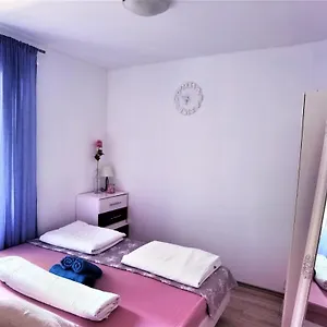 Chloe Apartamento
