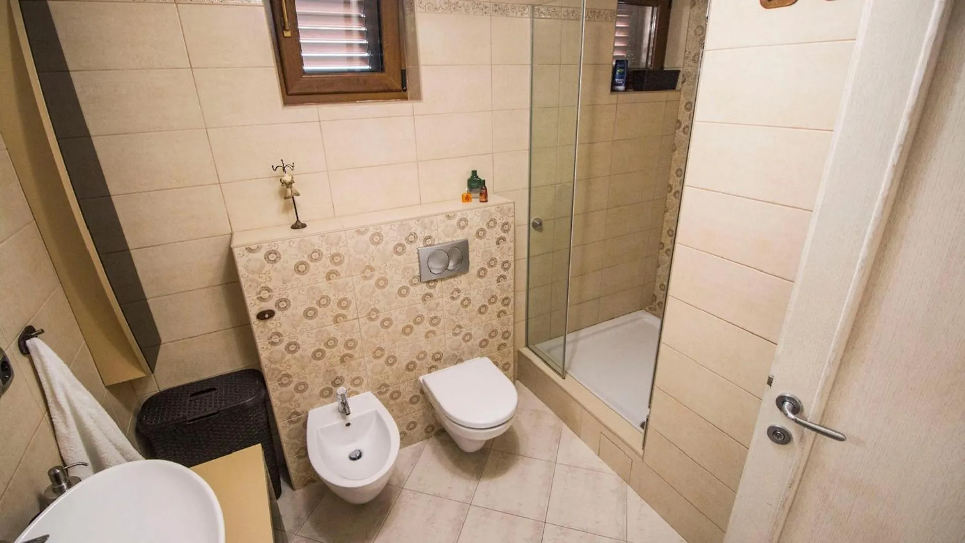 Apartments Nia With Pool Trogir Croatia