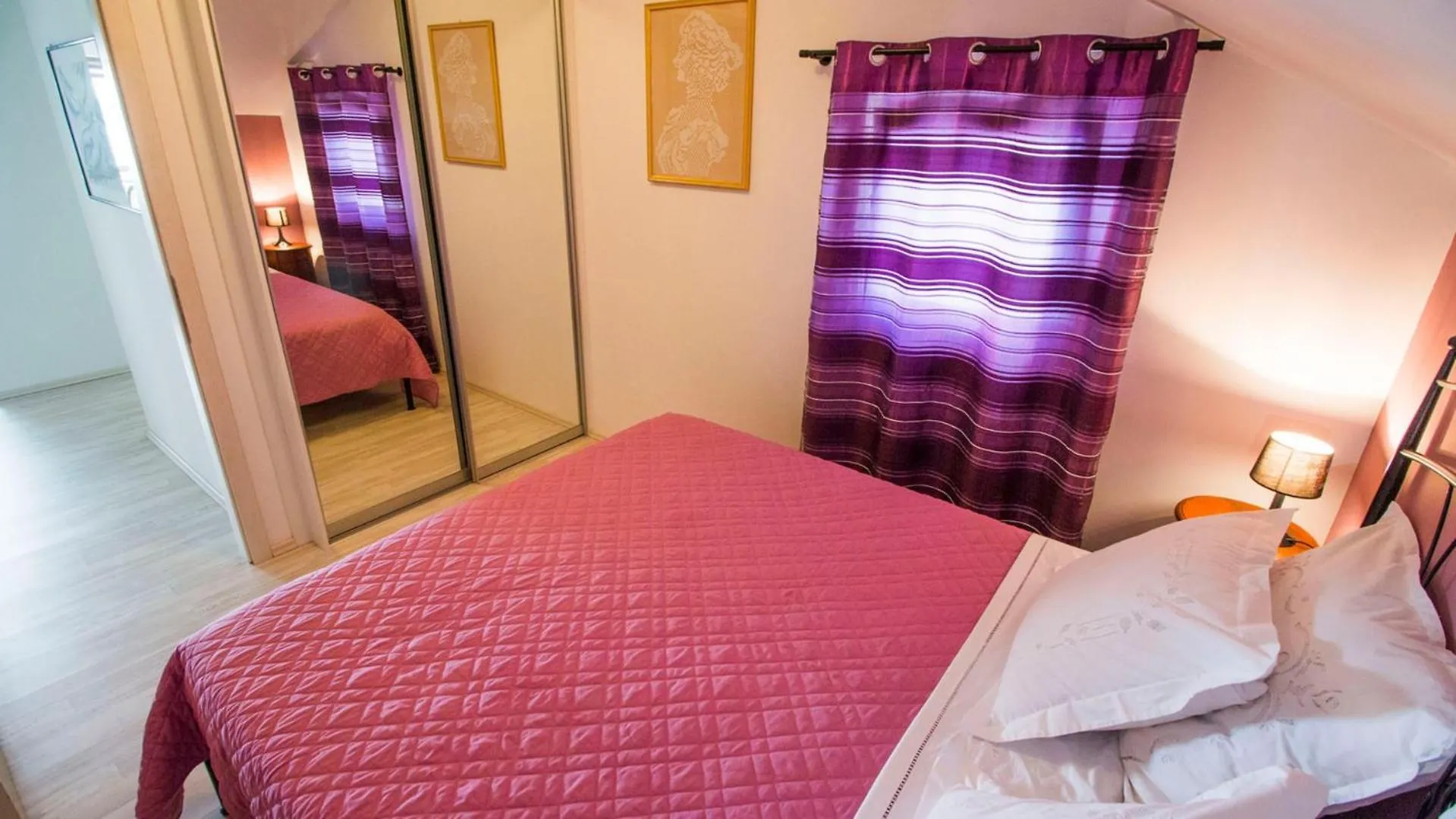 Apartments Nia With Pool Trogir Croatia